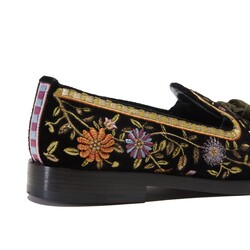 Black-colored velvet Brera loafer with floral embroidery