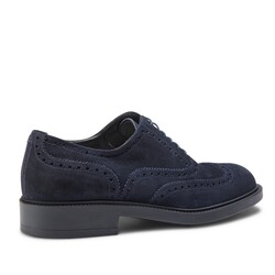 Wilson Oxford shoe with openings and indentations in soft navy blue suede