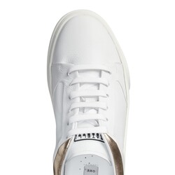 White leather sneaker