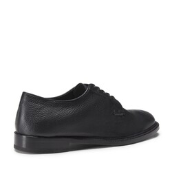 Zapato con cordones de piel de ciervo color negro