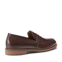 Mocasín de piel almendra