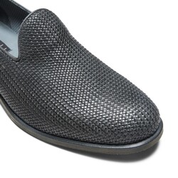 Denim-colored woven leather slipper