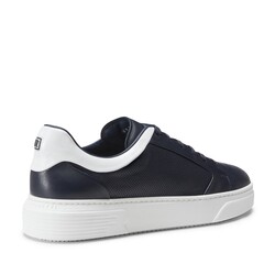 Deportiva de piel perforada color azul