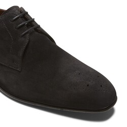Zapato de ante con cordones