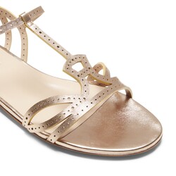 Light gold-colored Hobo Flower sandal