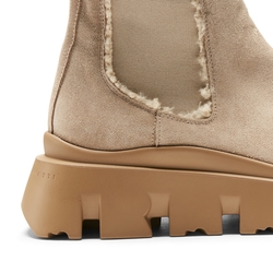 Combact Beatle boot in sand-coloured suede