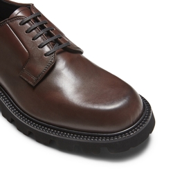 Lace-up Derby shoe in smooth mahogany leather