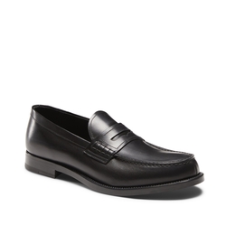 Band loafer made of black leather