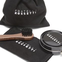 Shoe care kit containing neutral cream