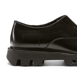 Lace-up derby shoe in smooth black leather