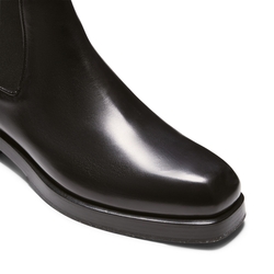Beatle boot in black leather