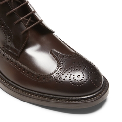 Lace-up shoe in mahogany leather