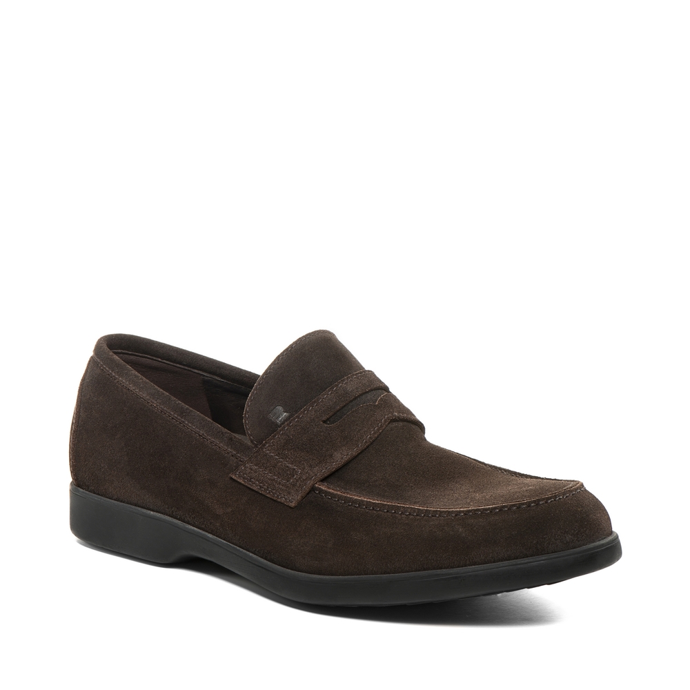 Men's loafer in soft cocoa-colored suede