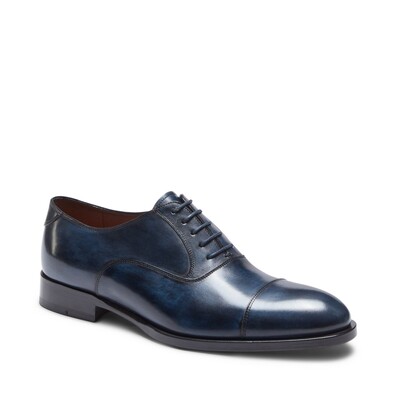 Men's Oxford shoes in soft smooth marine color leather